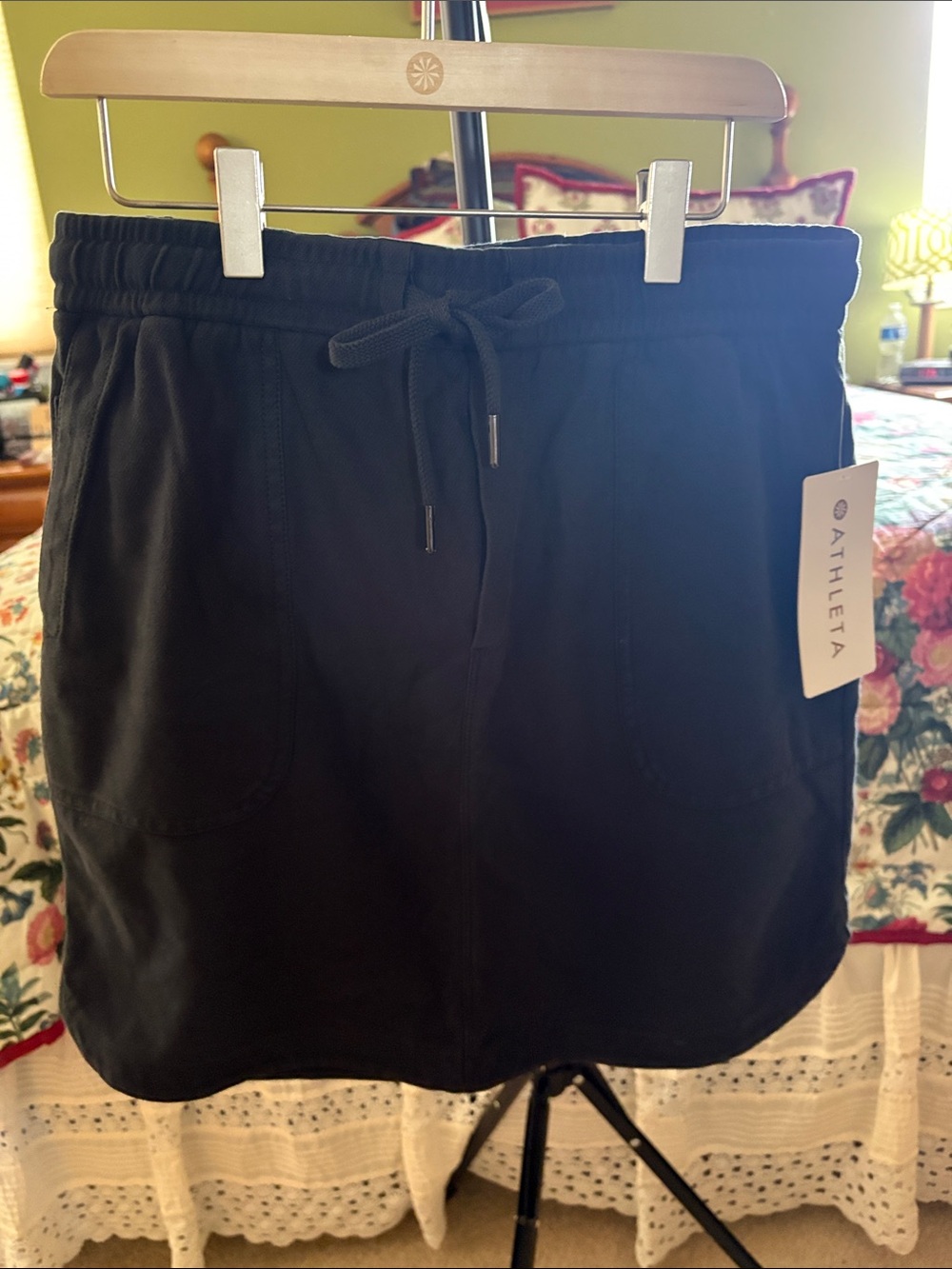 Athleta Black Drawstring Pocket Skirt